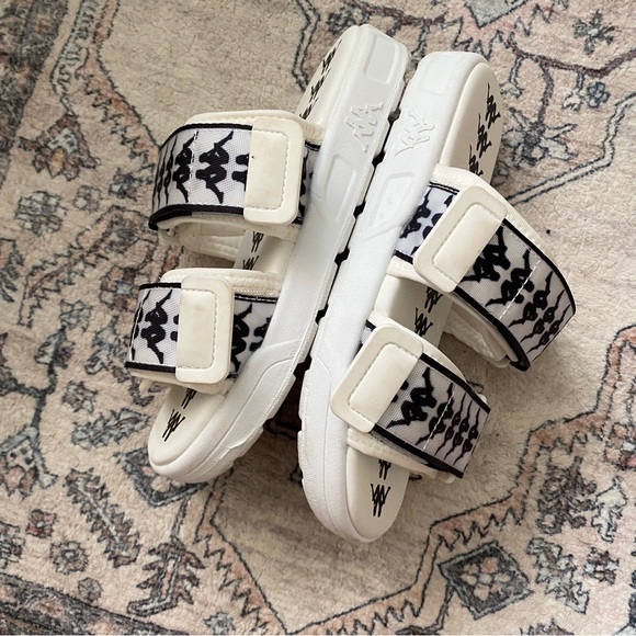 KAPPA Slides Banda Aster Sandals White Black Women’s size 6 - Picture 3 of 5